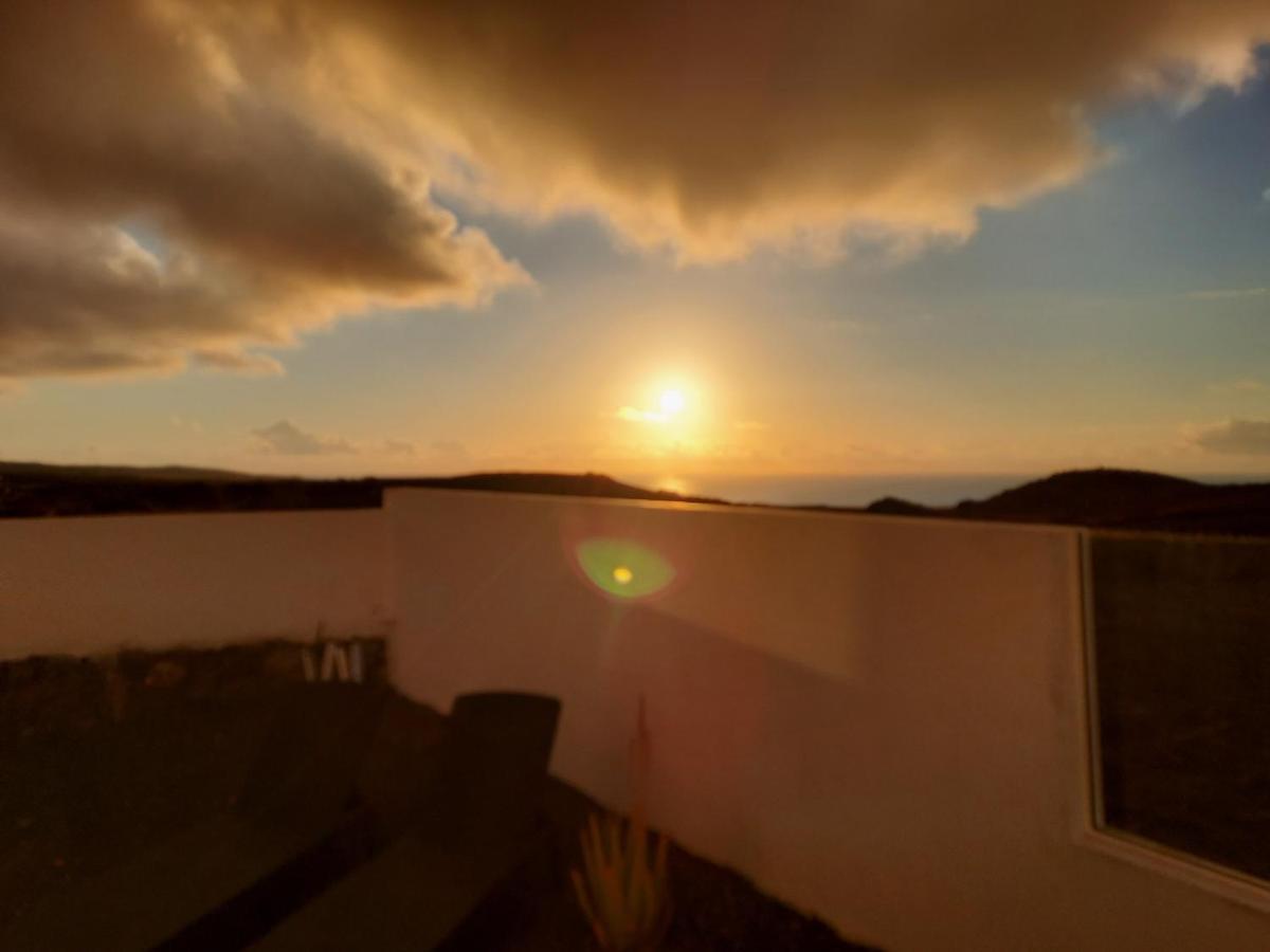 Lanzarote Ocean Loft B Apartment Tinajo Ngoại thất bức ảnh